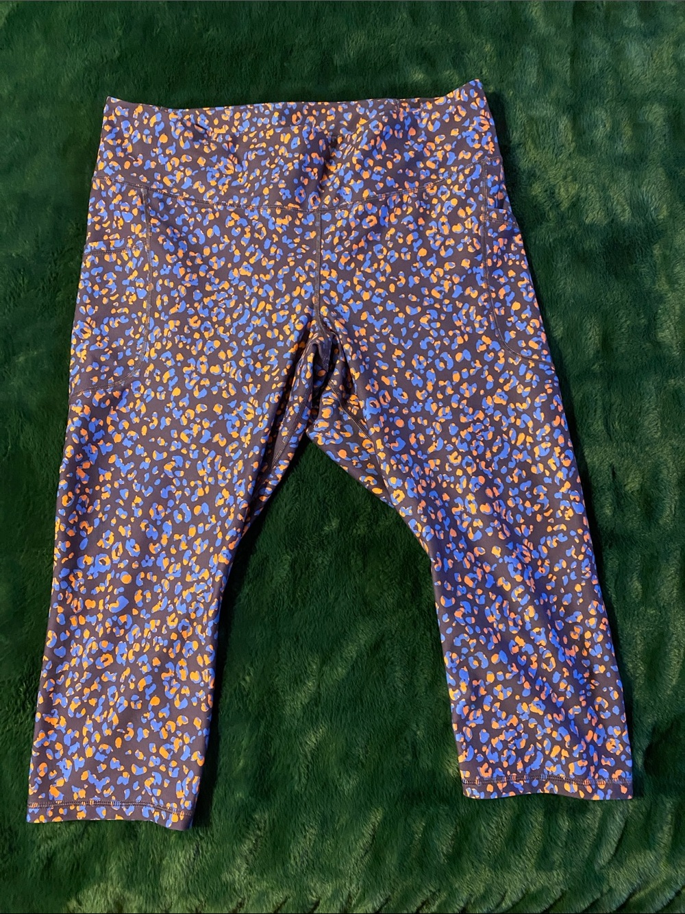 Old Navy Purple Capri Leggings with Blue and Orange Leopard Print